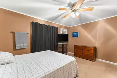 8831 Schneider Avenue #53, Highland, IN 46322 - Photo 6