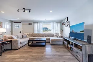 9445 White Oak Ave, Saint John, IN 46373 - Photo 8