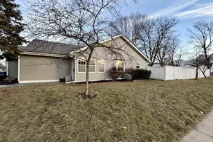 207 E Joliet St, Schererville, IN 46375 - Photo 2