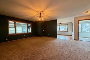 207 E Joliet St, Schererville, IN 46375 - Photo 6