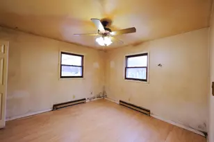 2627 E 1071 N, Demotte, IN 46310 - Photo 16