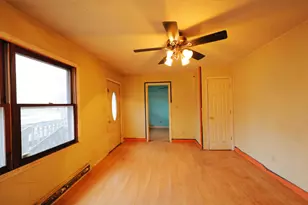 2627 E 1071 N, Demotte, IN 46310 - Photo 10