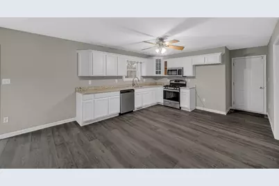 5780 E 1156 N, Demotte, IN 46310 - Photo 4