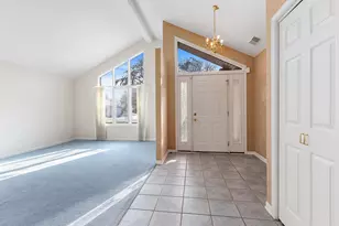 1513 Gleneagles Dr, Schererville, IN 46375 - Photo 2