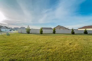 11792 Rhode Island St, Crown Point, IN 46307 - Photo 30