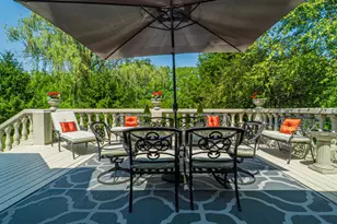 836 Royal Dublin Ln, Dyer, IN 46311 - Photo 8