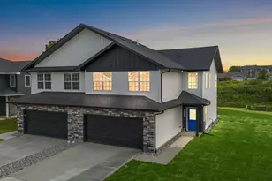 4427 W 77th Ave, Merrillville, IN 46410 - Photo 2