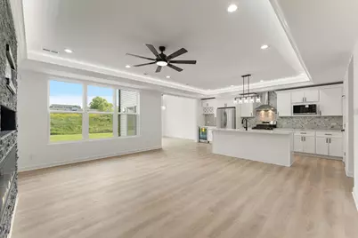 4427 W 77th Avenue, Merrillville, IN 46410 - Photo 8