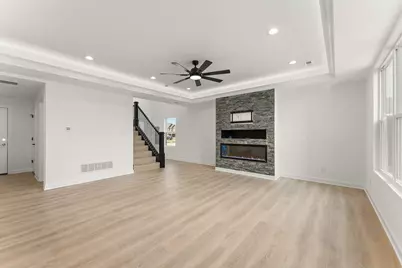 4427 W 77th Avenue, Merrillville, IN 46410 - Photo 10