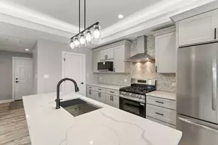 4421 W 77th Ave, Merrillville, IN 46410 - Photo 16