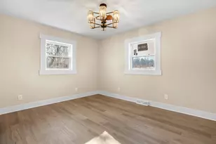 1952 Hayes Leonard Rd, Valparaiso, IN 46385 - Photo 22