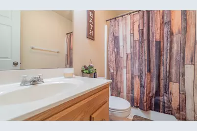 215 Dundee Street, Valparaiso, IN 46385 - Photo 8