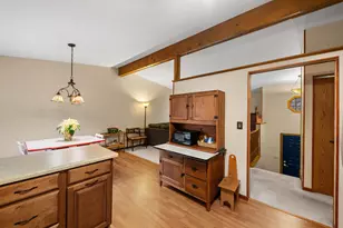 902 Aspen St, Hebron, IN 46341 - Photo 6