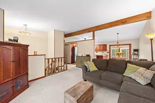 902 Aspen St, Hebron, IN 46341 - Photo 4