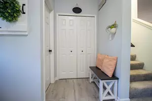 237 Cessna Dr, Chesterton, IN 46304 - Photo 4