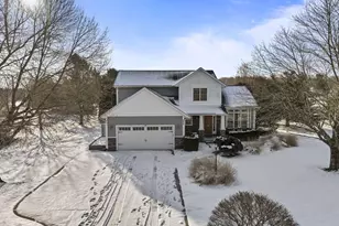 822 E Remington Square, La Porte, IN 46350 - Photo 2