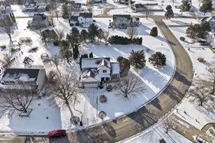 822 E Remington Square, La Porte, IN 46350 - Photo 6