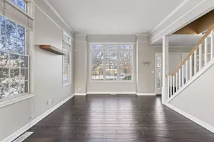 822 E Remington Square, La Porte, IN 46350 - Photo 12