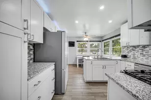 2375 Indian Boundary Rd, Chesterton, IN 46304 - Photo 6