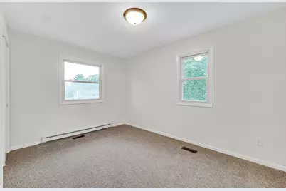 10447 N 477 E, Demotte, IN 46310 - Photo 14