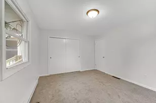 10447 N 477 E, Demotte, IN 46310 - Photo 16