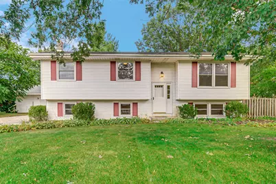 10447 N 477 E, Demotte, IN 46310 - Photo 1