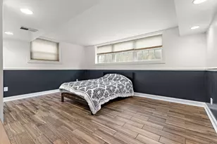 2005 Berkley Dr, Valparaiso, IN 46383 - Photo 12