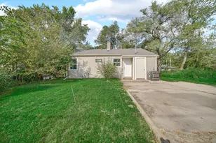 1159 Fayette St, Gary, IN 46403 - Photo 16