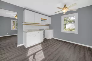 1159 Fayette St, Gary, IN 46403 - Photo 4