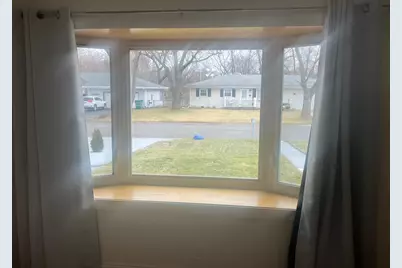 7704 Hendricks Place, Merrillville, IN 46410 - Photo 4