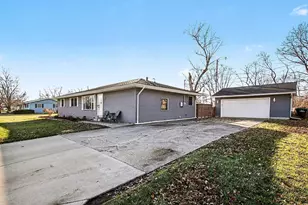 2964 Bryant St, Portage, IN 46368 - Photo 4