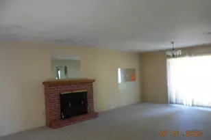 6813 Tyler St, Merrillville, IN 46410 - Photo 4