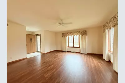 165 Sagamore Parkway, La Porte, IN 46350 - Photo 4