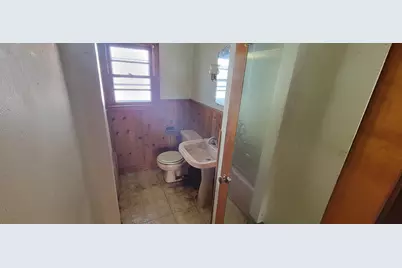 1410 Oak Street, Michigan City, IN 46360 - Photo 14