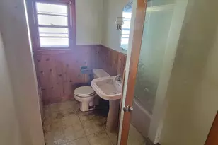 1410 Oak St, Michigan City, IN 46360 - Photo 14