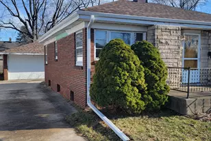 1410 Oak St, Michigan City, IN 46360 - Photo 4