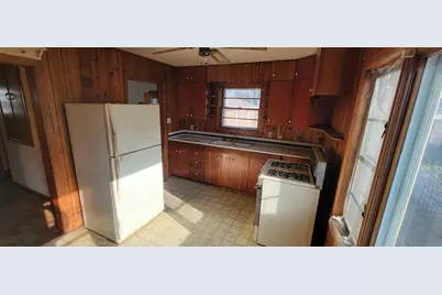 1410 Oak Street, Michigan City, IN 46360 - Photo 10