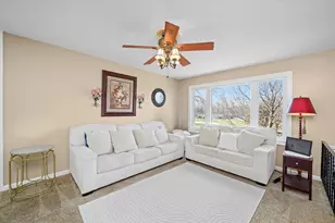 7315 Taney Pl, Merrillville, IN 46410 - Photo 4