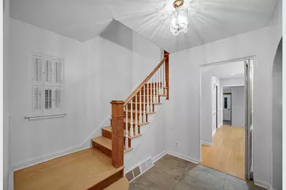 8339 Northcote Avenue, Munster, IN 46321 - Photo 12