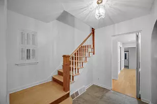 8339 Northcote Ave, Munster, IN 46321 - Photo 12