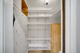 8339 Northcote Ave, Munster, IN 46321 - Photo 8