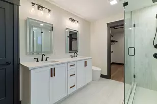 10138 Sentry Dr, Saint John, IN 46373 - Photo 30