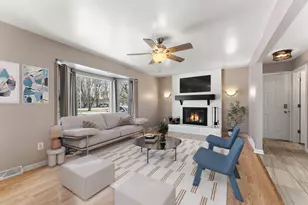 1138 N Broad St, Griffith, IN 46319 - Photo 10