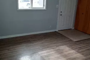 1832 Central Dr, Gary, IN 46407 - Photo 4