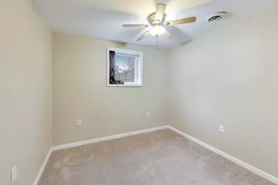 816 E 39th Lane, Griffith, IN 46319 - Photo 28