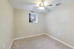 816 E 39th Ln, Griffith, IN 46319 - Photo 28