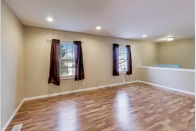 816 E 39th Lane, Griffith, IN 46319 - Photo 6