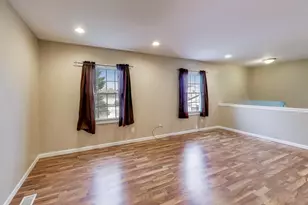 816 E 39th Ln, Griffith, IN 46319 - Photo 6