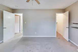 816 E 39th Ln, Griffith, IN 46319 - Photo 16