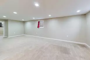 816 E 39th Ln, Griffith, IN 46319 - Photo 24